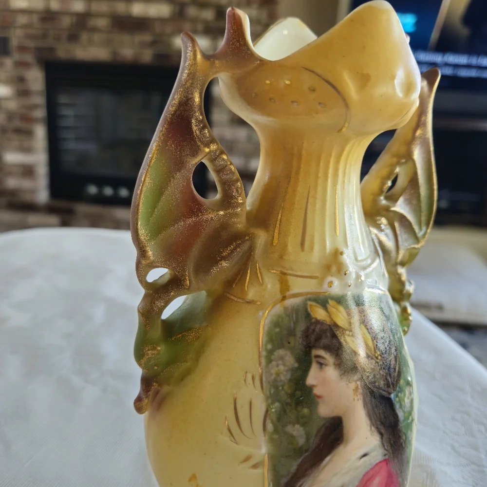 Antique ROYAL WETTINA vase Art Nouveau Style Decorative Circa Late 1800s